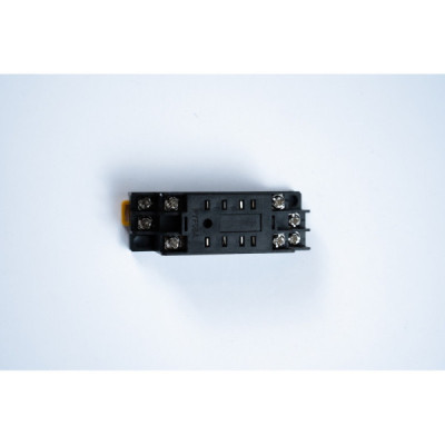 RELAY SOCKET  8 SMALL PINS