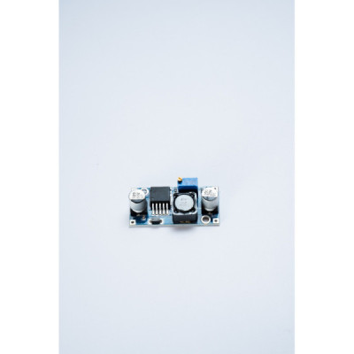 LM2596 STEP-DOWN CONVERT